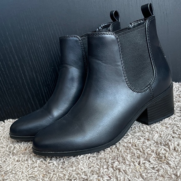 Black Ankle Boots - Picture 2 of 6